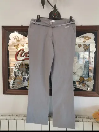 Completo pantalone e coprispalle grigio
