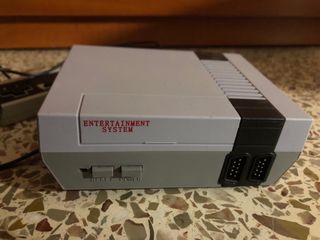 Mini consola 620 juegos clásicos