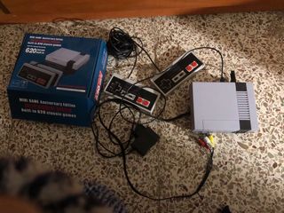 Mini consola 620 juegos clásicos