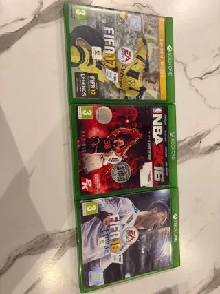 Lote 3 Giochi Xbox One: FIFA 17, 18 e NBA 2K16