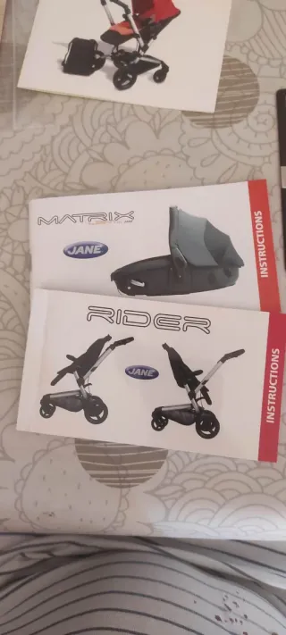 Carro de bebé RIDER rojo y negro