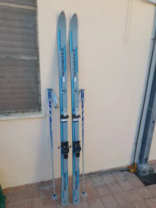 Sci Rossignol Mercure con bastoncini Blizzard