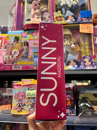 Muñeca Rainbow High Sunny Madison