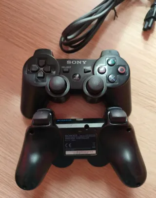 Consola PS3 Sony Negra + 2 Mandos