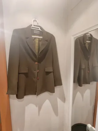 Blazer verde oliva sin estrenar Tapioca