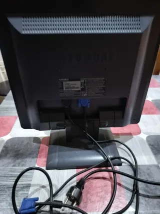 Pantalla Hyundai 19 Gris/Negra