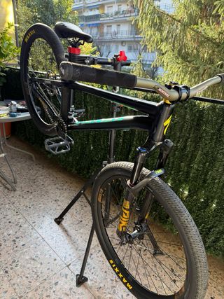 Bicicleta Dirt Jump Specialized P3