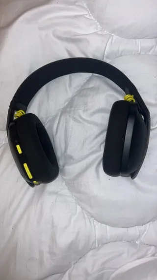Logitech G435 Auriculares Inalámbricos Negros y Am