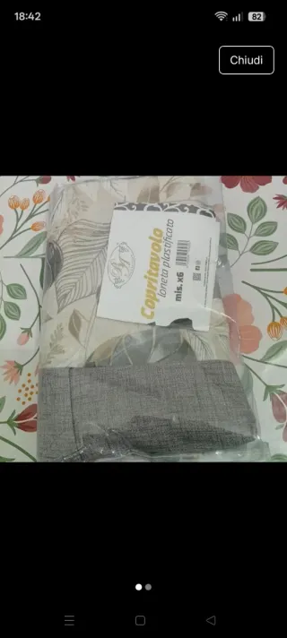 Copritavolo plastificato fantasia foglie