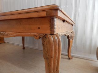 Mesa comedor antigua clásica