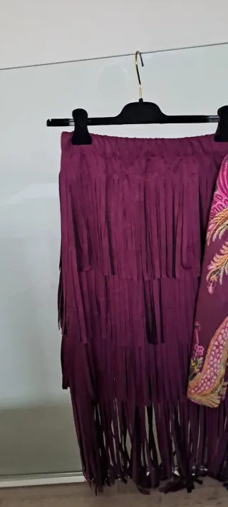 Conjunto Falda y Chaqueta Morado