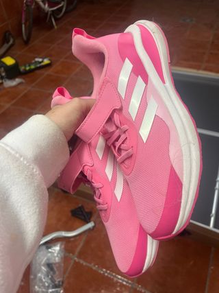 Zapatillas Adidas rosas y blancas talla 37
