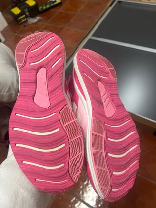 Zapatillas Adidas rosas y blancas talla 37