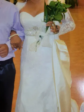 Vestido de Novia Encaje y Pedrería
