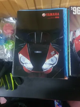 Revista Yamaha Gama Completa 99