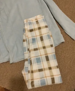 Pijama cuadros polar