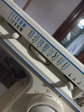 Máquina de coser Singer MAGIC 8224