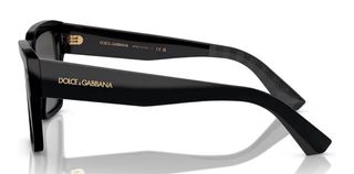 Gafas de sol negras con detalles dorados