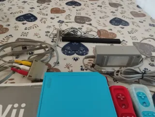 Consola Nintendo Wii Azul + Accesorios