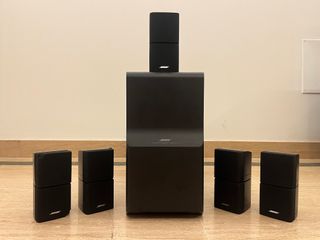 Equipo de sonido (Bose, KEF y Denon)
