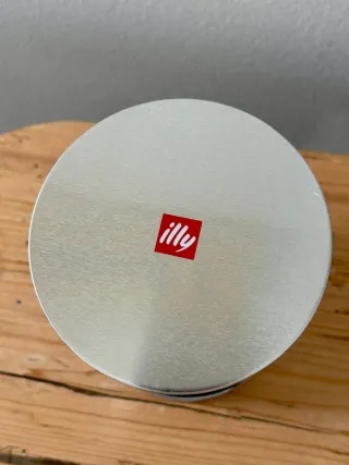 Portatovaglioli Illy in metallo