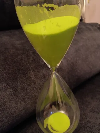 Reloj de arena decorativo verde