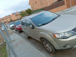 Mitsubishi Outlander 2008