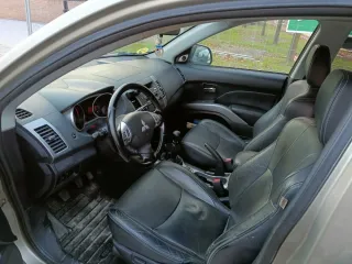 Mitsubishi Outlander 2008