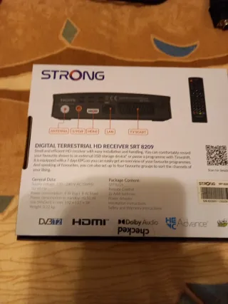 Descodificador TDT HD Strong SRT 8209