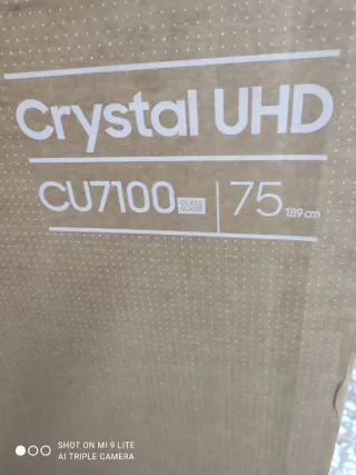 TV Samsung Crystal UHD 75 CU7105K (Pantalla Rota)