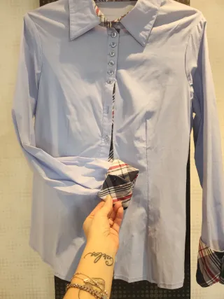 Camisa elegante mujer azul y multicolor