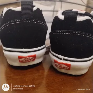 Scarpe Vans Knu Skool Nere e Bianche