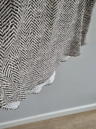 Vestido Zara estampado zigzag