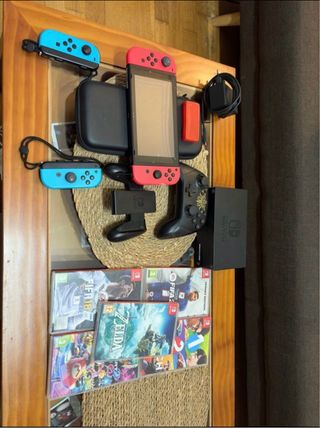 Nintendo Switch Roja y Azul con Juegos