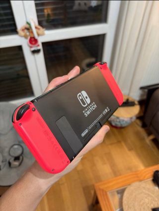 Nintendo Switch Roja y Azul con Juegos