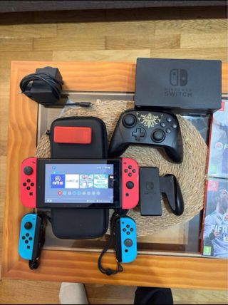 Nintendo Switch Roja y Azul con Juegos