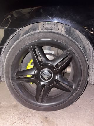 Llantas Seat León FR Negras