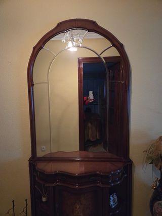 Mueble recibidor con espejo