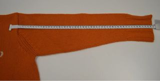 Jersey Fred Perry cuello pico naranja