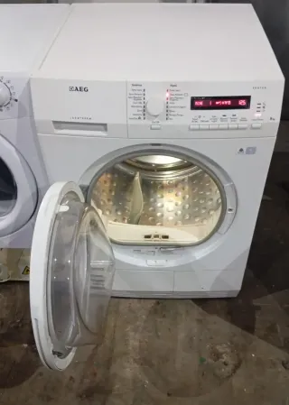 Secadora AEG 8kg