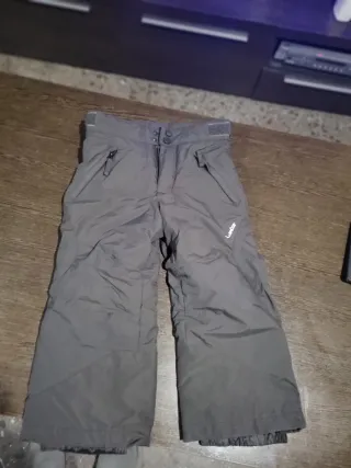 Ropa de nieve Wedze talla 4 años