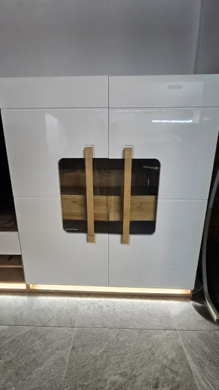 Muebles salón con luces led