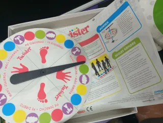 Juego de mesa Twister Hasbro