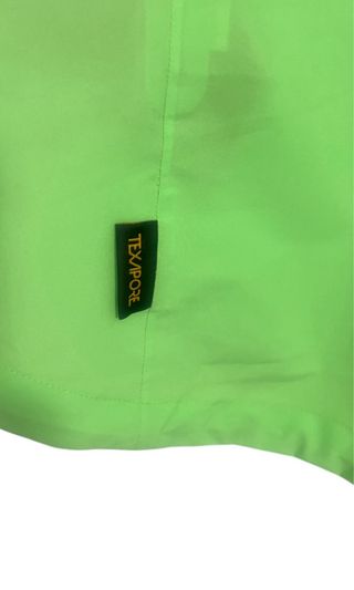 Talla S. Chubasquero de mujer JACK WOLFSKIN