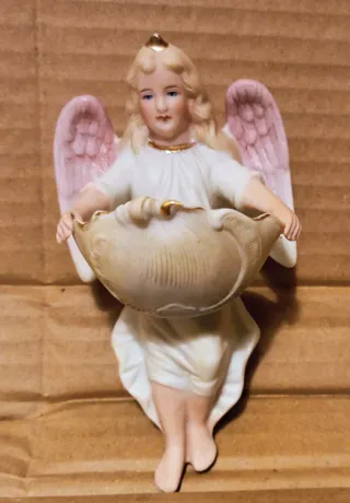 Pila Benditera Ángel Porcelana Rosa