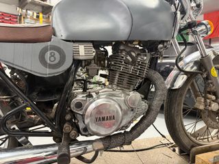 Yamaha SR250 Café Racer – Proyecto 60% (1991)