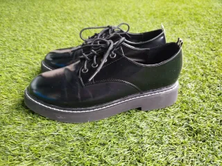 Zapatos charol negros plataforma