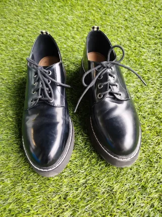 Zapatos charol negros plataforma