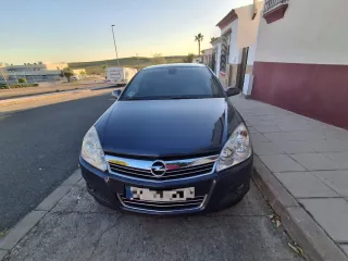 Opel Astra 2010