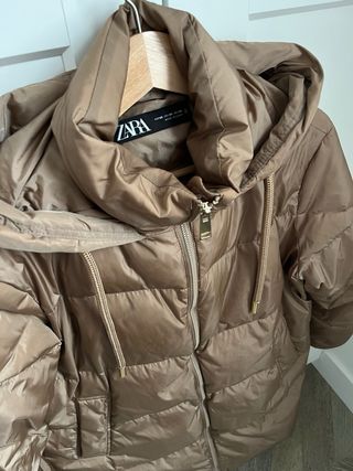 Plumífero relleno de pluma y plumón Zara